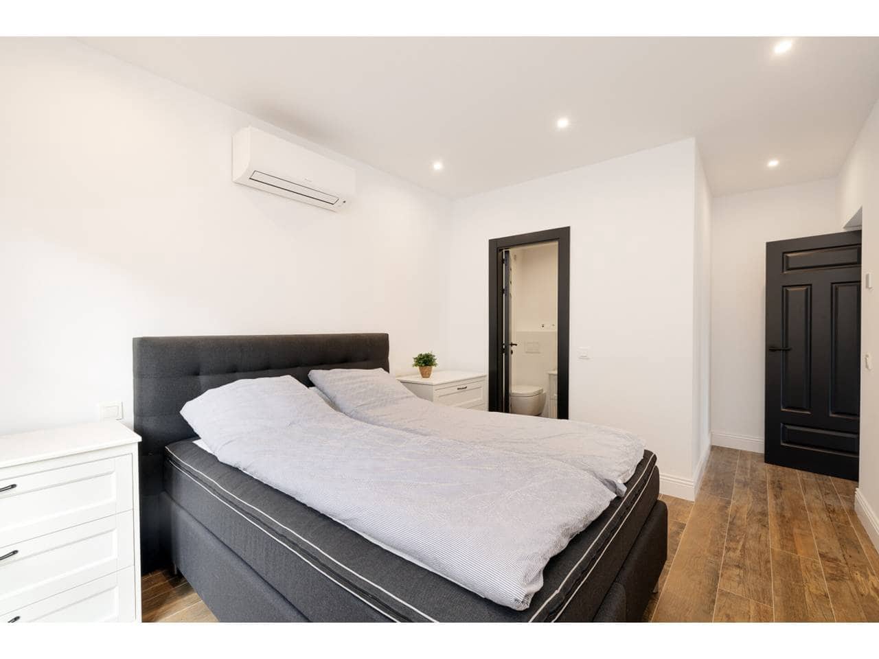 Chalet de 5 habitaciones en Casares en venta con piscina - 1.550.000 € (Ref: 9470529)