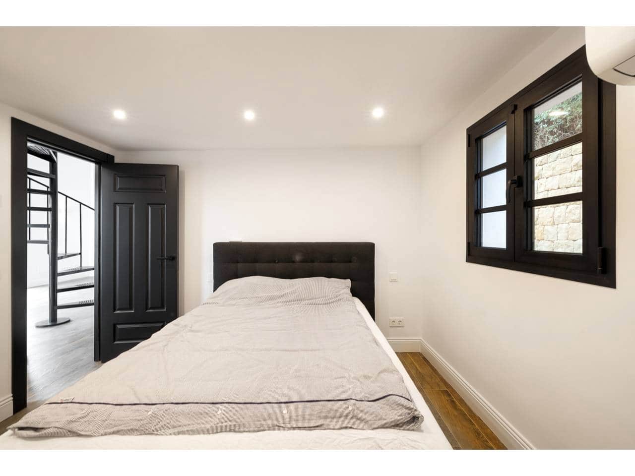 Chalet de 5 habitaciones en Casares en venta con piscina - 1.550.000 € (Ref: 9470529)