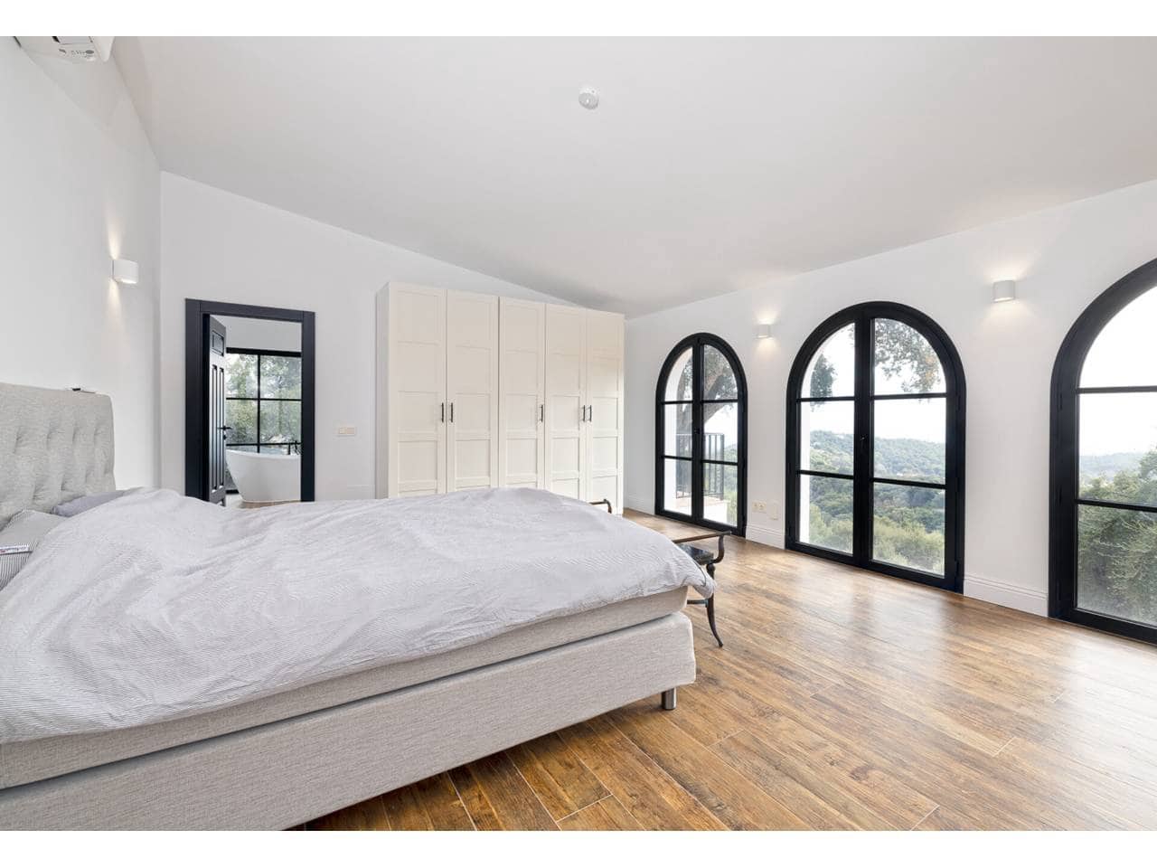 Chalet de 5 habitaciones en Casares en venta con piscina - 1.550.000 € (Ref: 9470529)