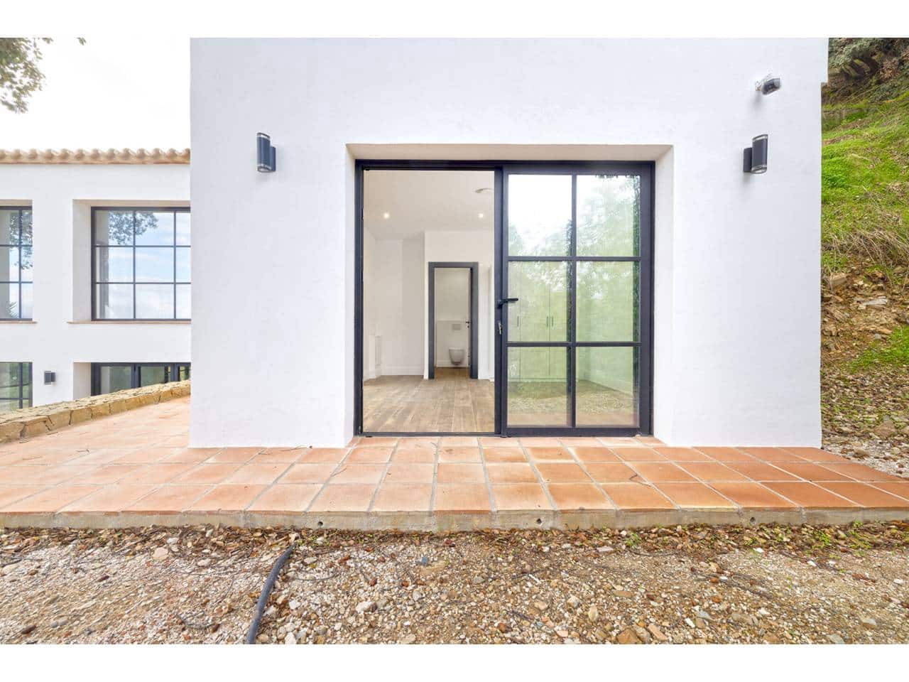 Chalet de 5 habitaciones en Casares en venta con piscina - 1.550.000 € (Ref: 9470529)