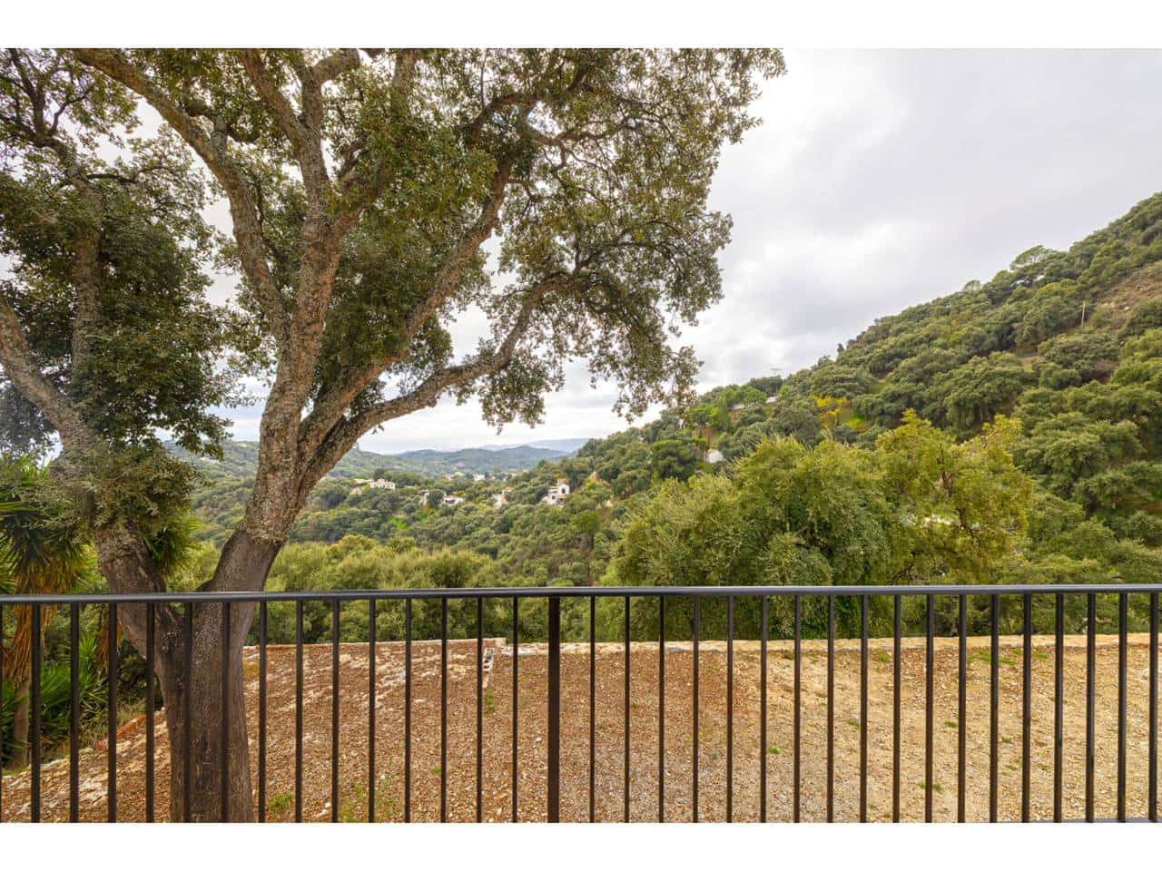 Chalet de 5 habitaciones en Casares en venta con piscina - 1.550.000 € (Ref: 9470529)