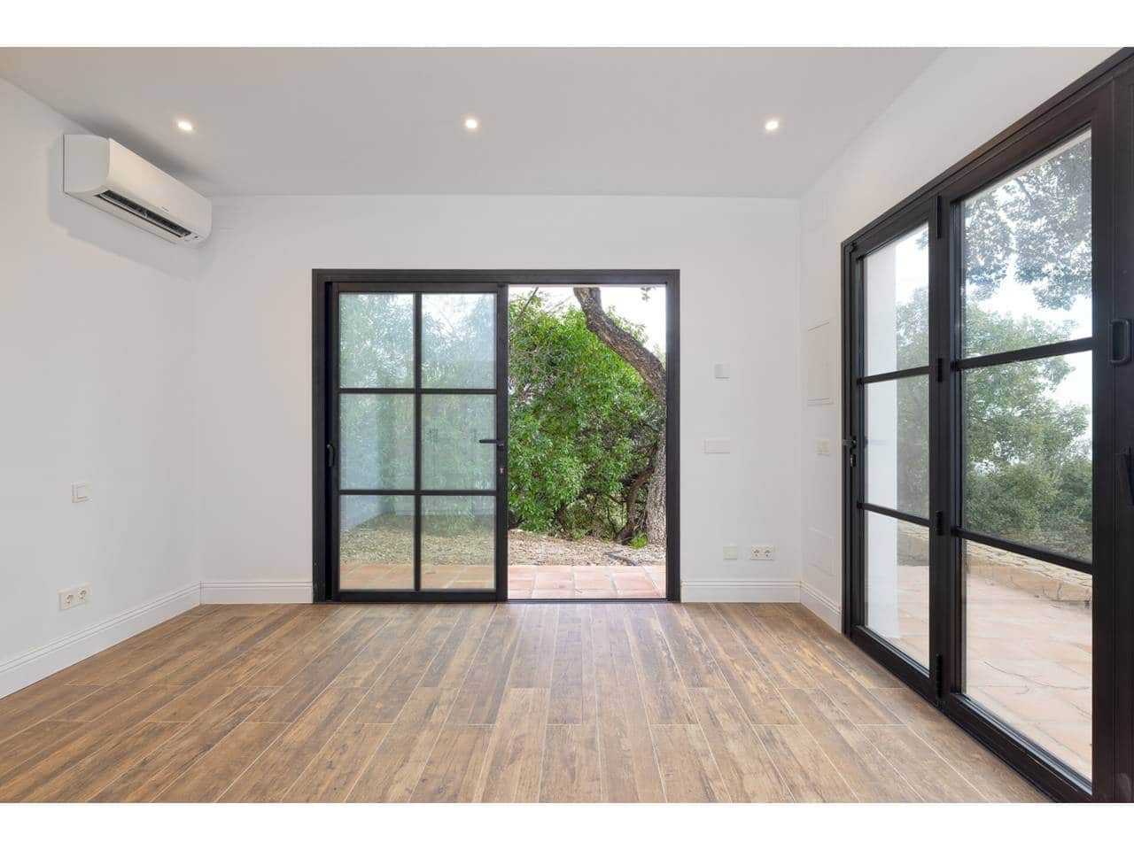 Chalet de 5 habitaciones en Casares en venta con piscina - 1.550.000 € (Ref: 9470529)