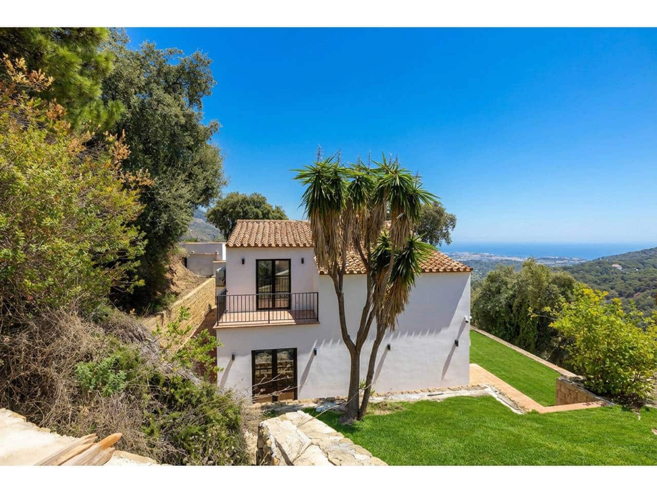 Chalet de 5 habitaciones en Casares en venta con piscina - 1.550.000 € (Ref: 9470529)