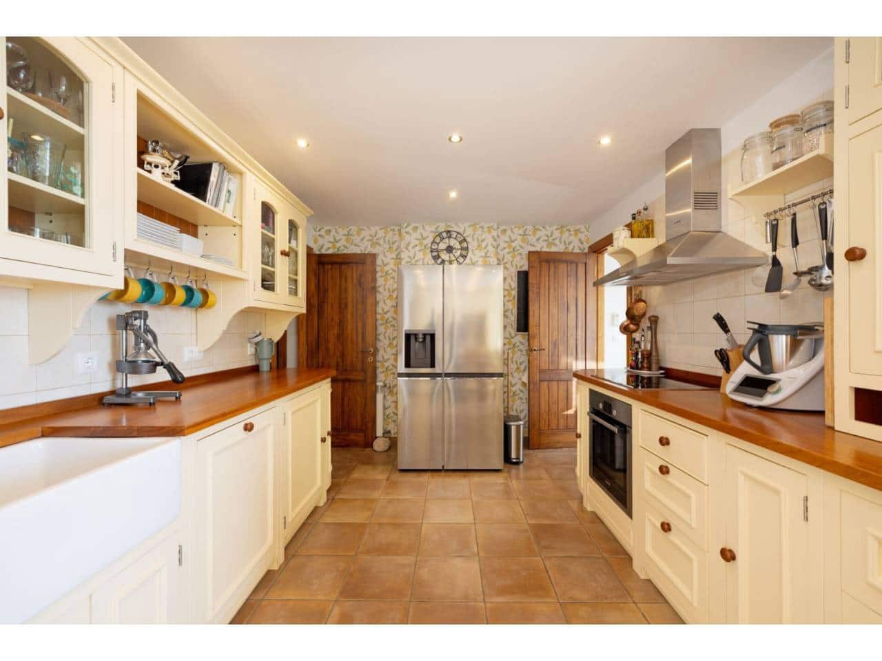 4 sypialnia Willa na sprzedaż w Algeciras z basenem garażem - 825 000 € (Ref: 9488122)