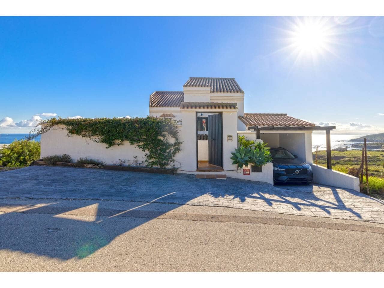 4 sypialnia Willa na sprzedaż w Algeciras z basenem garażem - 825 000 € (Ref: 9488122)