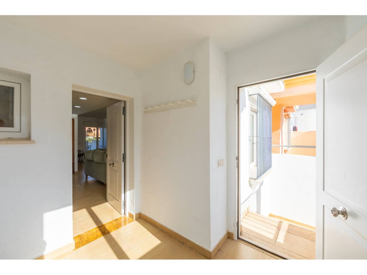 Casa de 3 habitaciones en Zahara de los Atunes en venta con piscina garaje - 600.000 € (Ref: 9508195)