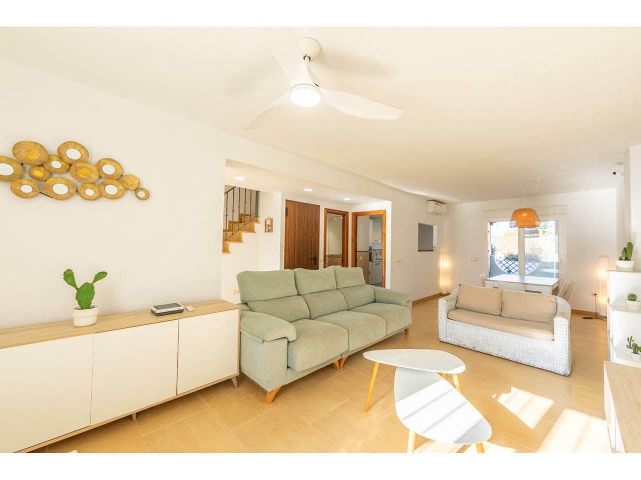 Casa de 3 habitaciones en Zahara de los Atunes en venta con piscina garaje - 600.000 € (Ref: 9508195)