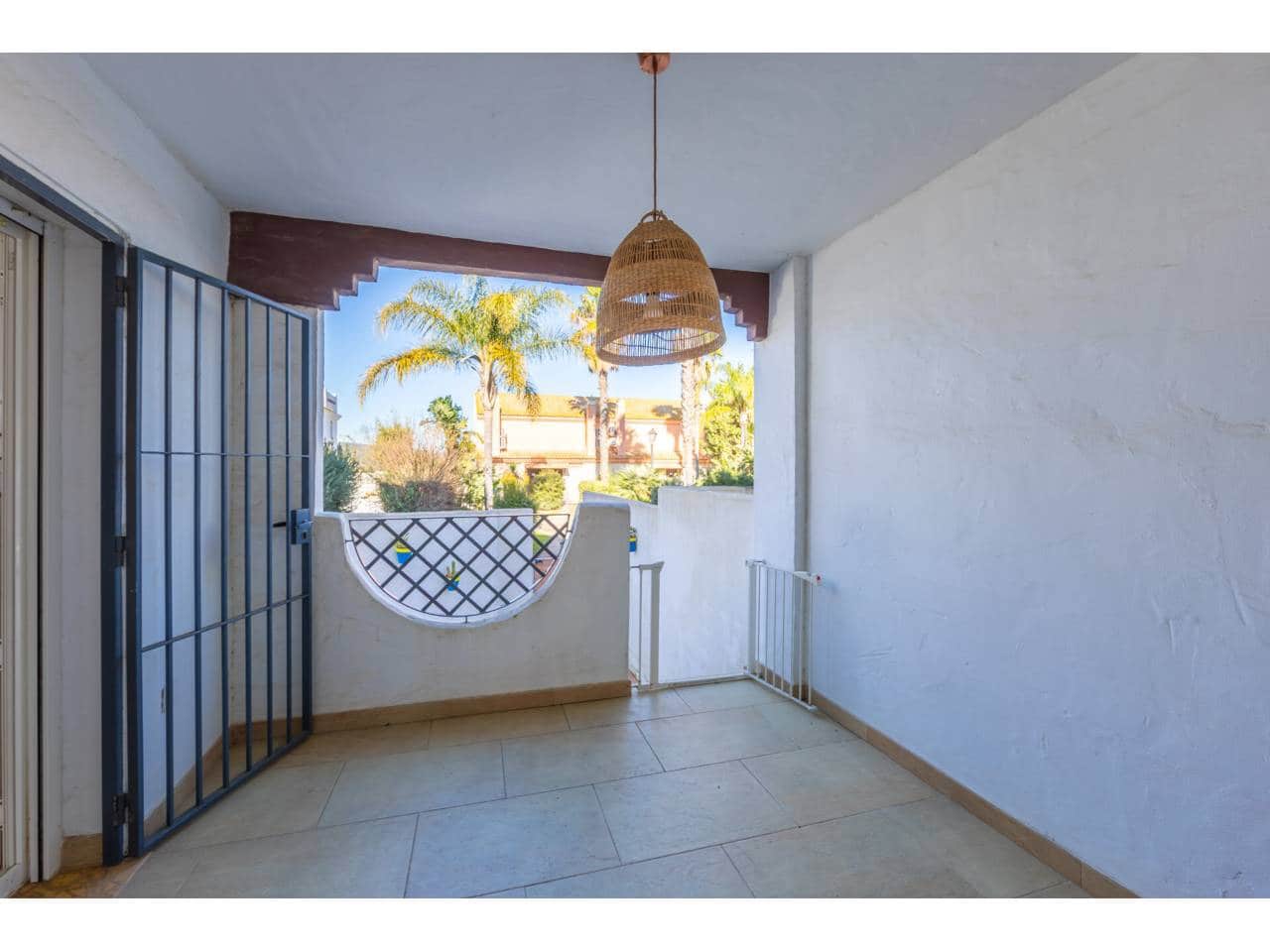 Casa de 3 habitaciones en Zahara de los Atunes en venta con piscina garaje - 600.000 € (Ref: 9508195)