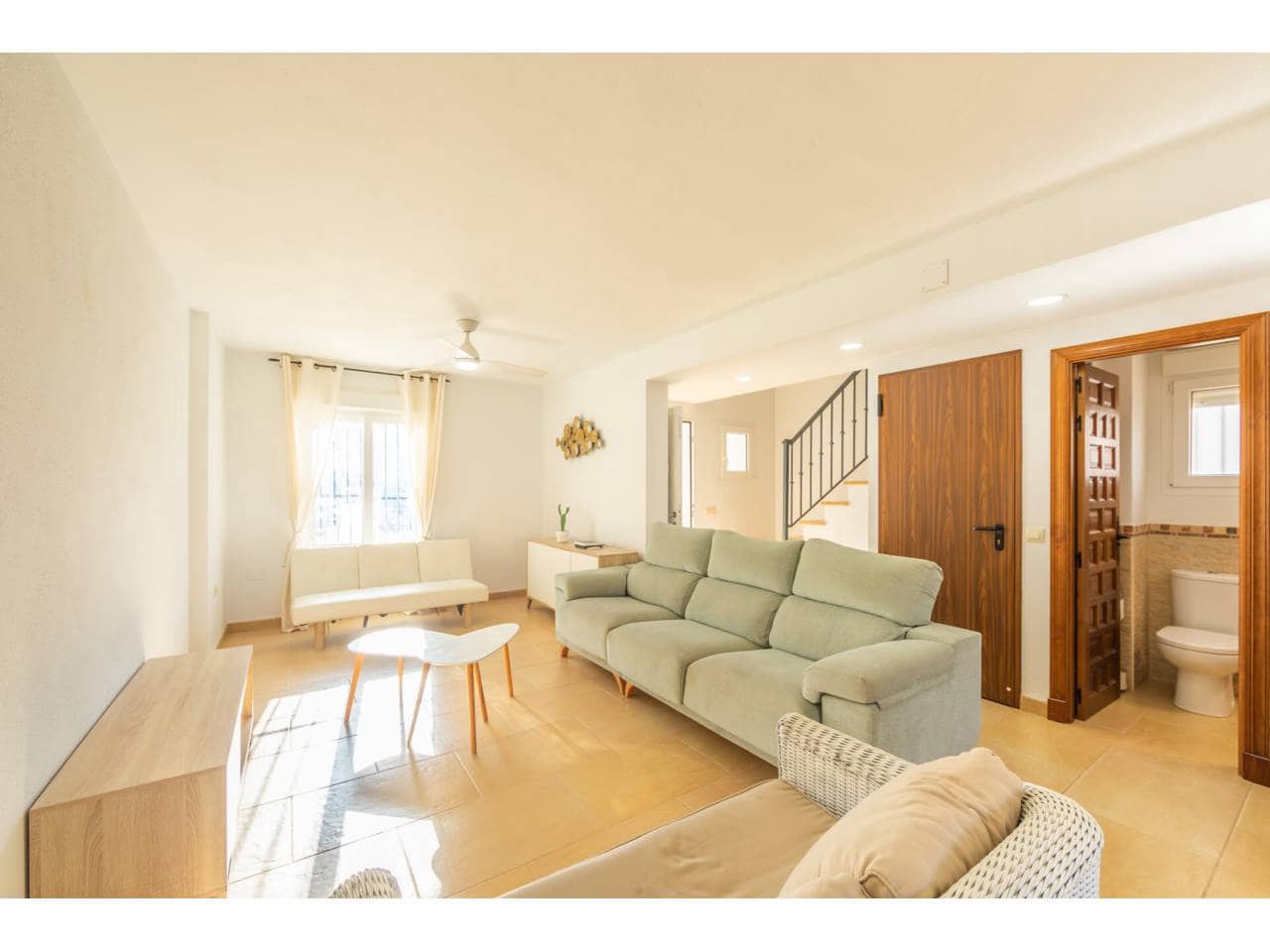 Casa de 3 habitaciones en Zahara de los Atunes en venta con piscina garaje - 600.000 € (Ref: 9508195)