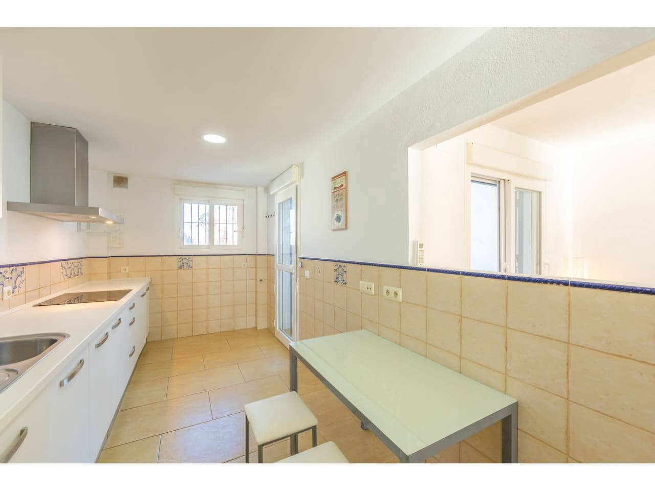 Casa de 3 habitaciones en Zahara de los Atunes en venta con piscina garaje - 600.000 € (Ref: 9508195)