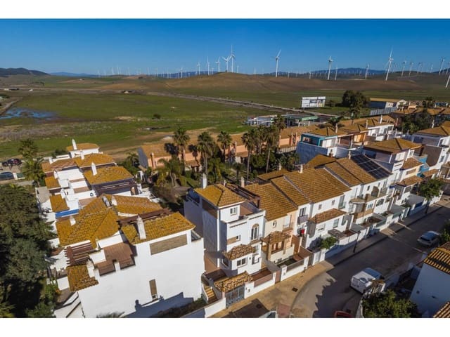 Casa de 3 habitaciones en Zahara de los Atunes, Barbate en venta con piscina garaje - 600.000 € (Ref: 9508195)