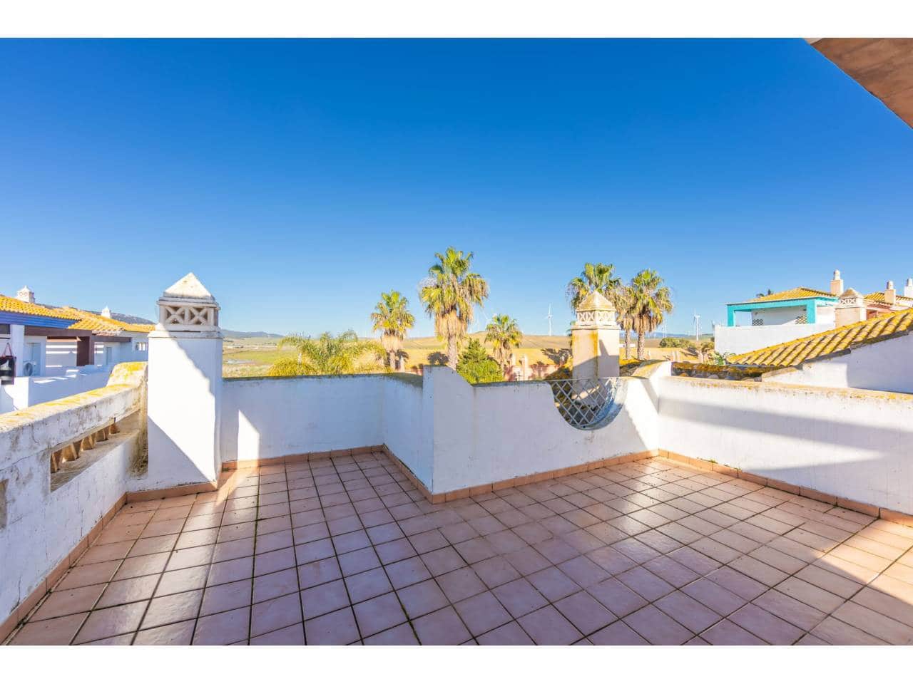 Casa de 3 habitaciones en Zahara de los Atunes en venta con piscina garaje - 600.000 € (Ref: 9508195)