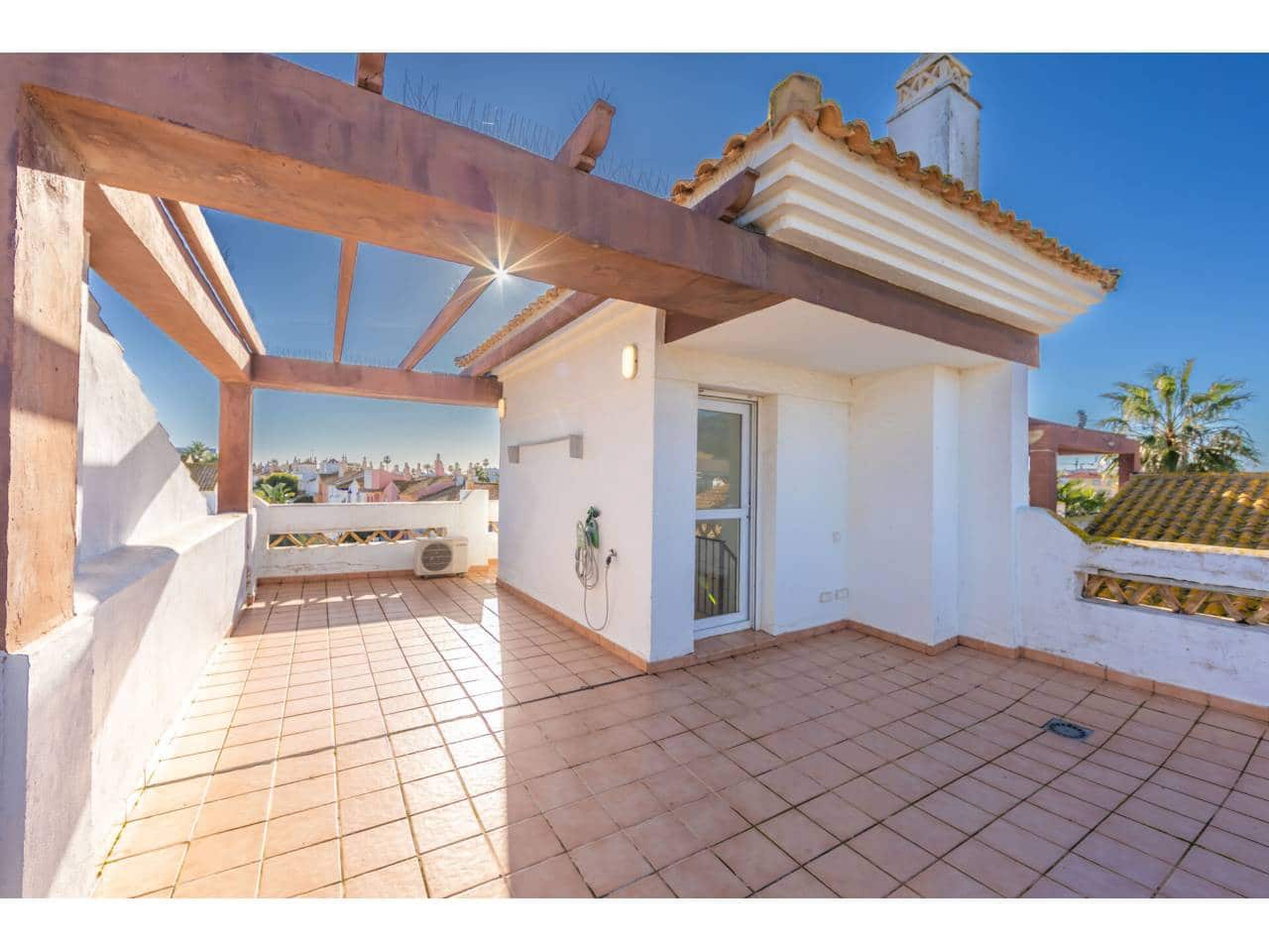 Casa de 3 habitaciones en Zahara de los Atunes en venta con piscina garaje - 600.000 € (Ref: 9508195)