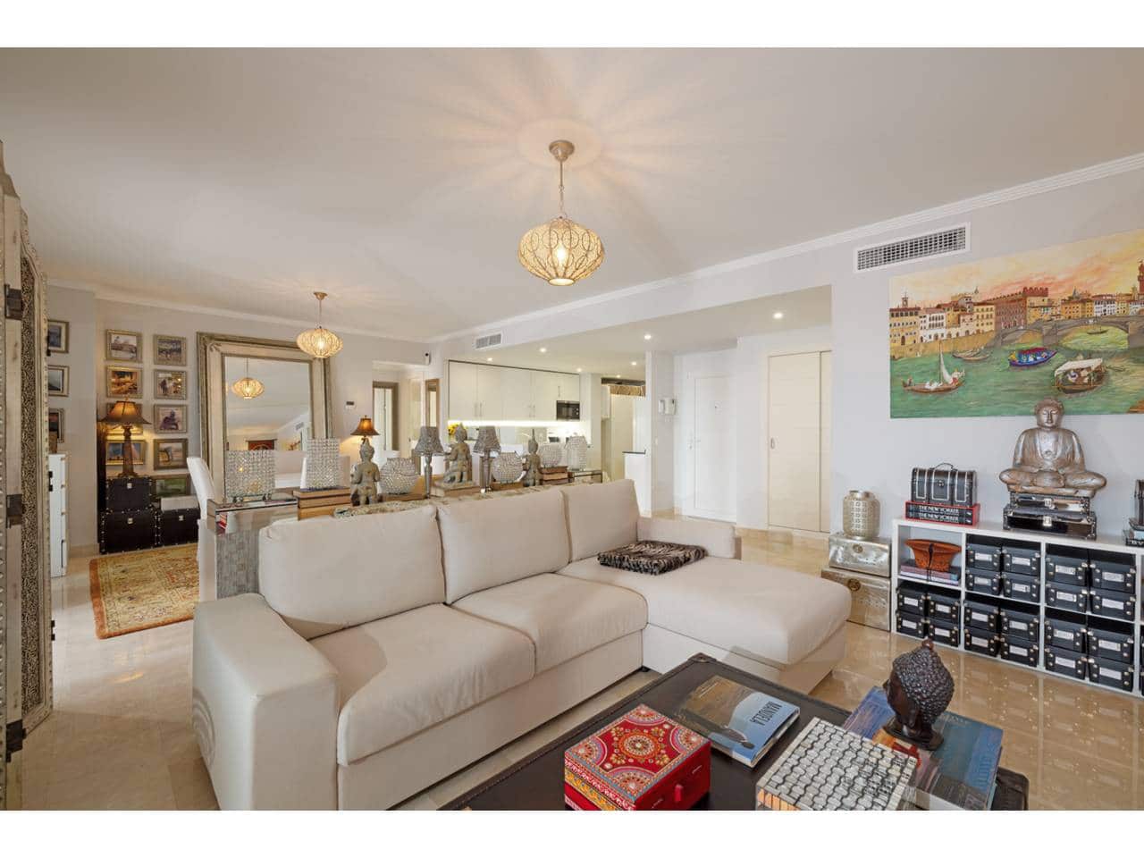 2 chambre Penthouse à vendre à Casares avec piscine garage - 490 000 € (Ref: 9526034)