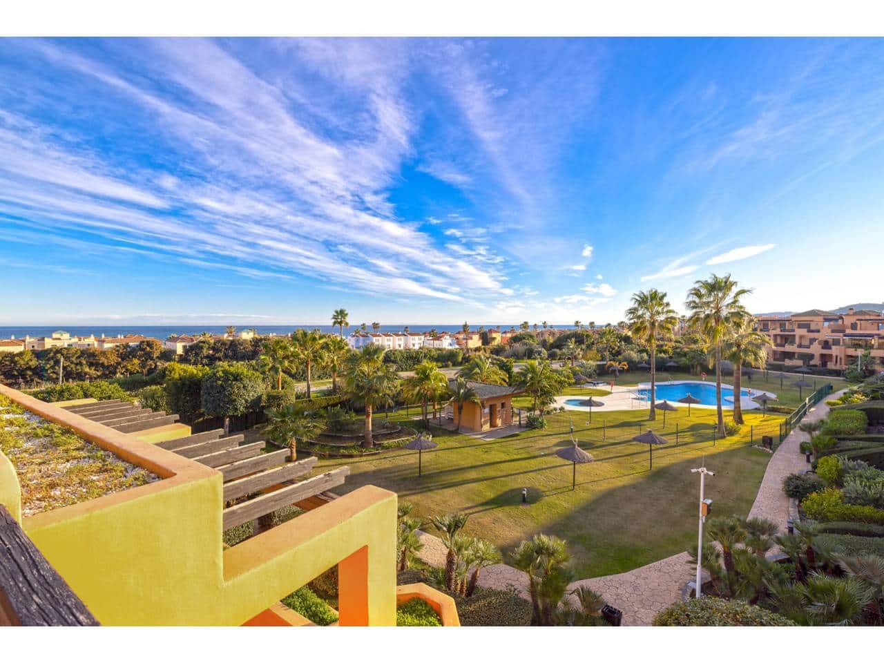 2 chambre Penthouse à vendre à Casares avec piscine garage - 490 000 € (Ref: 9526034)