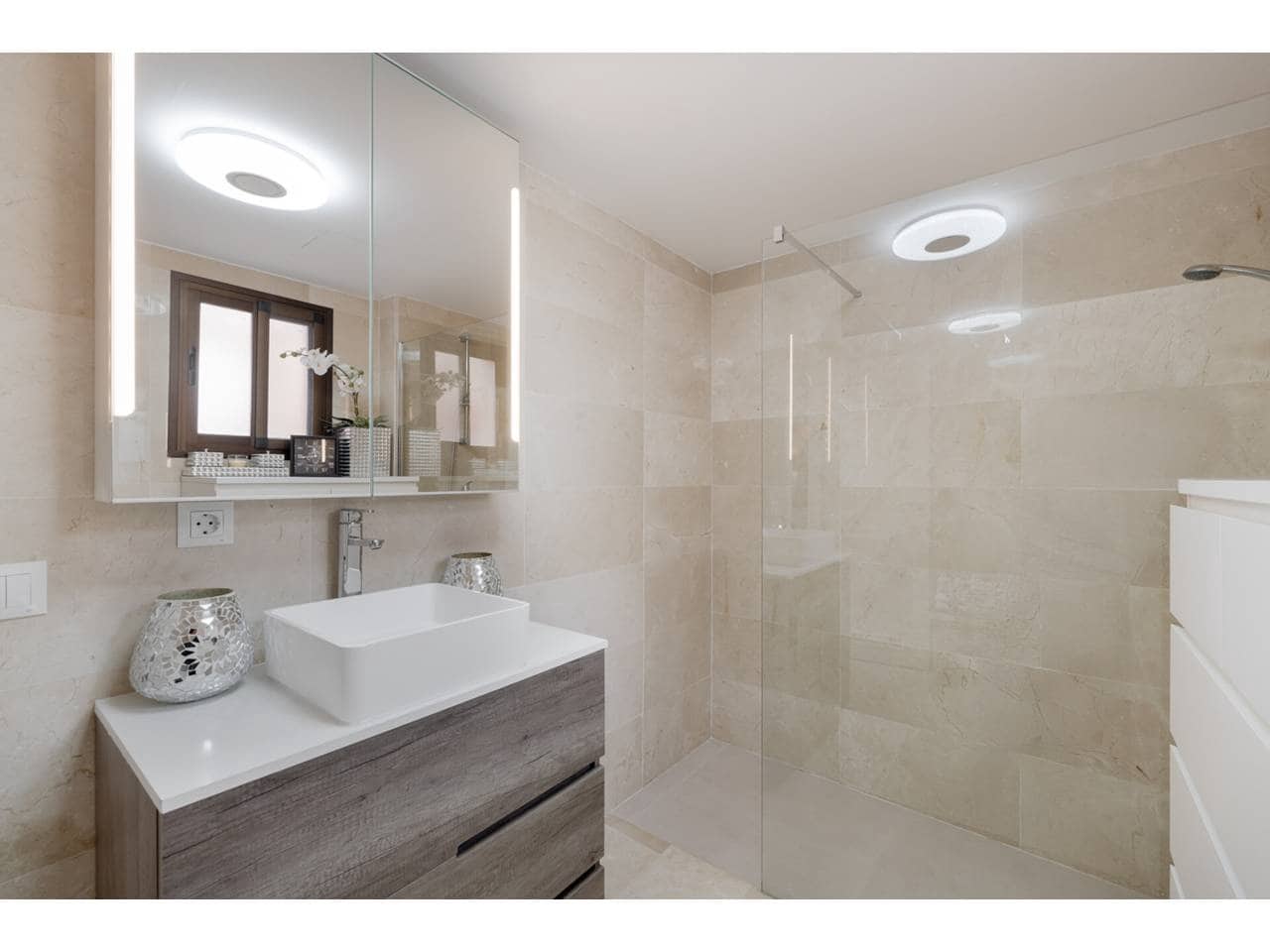 2 chambre Penthouse à vendre à Casares avec piscine garage - 490 000 € (Ref: 9526034)