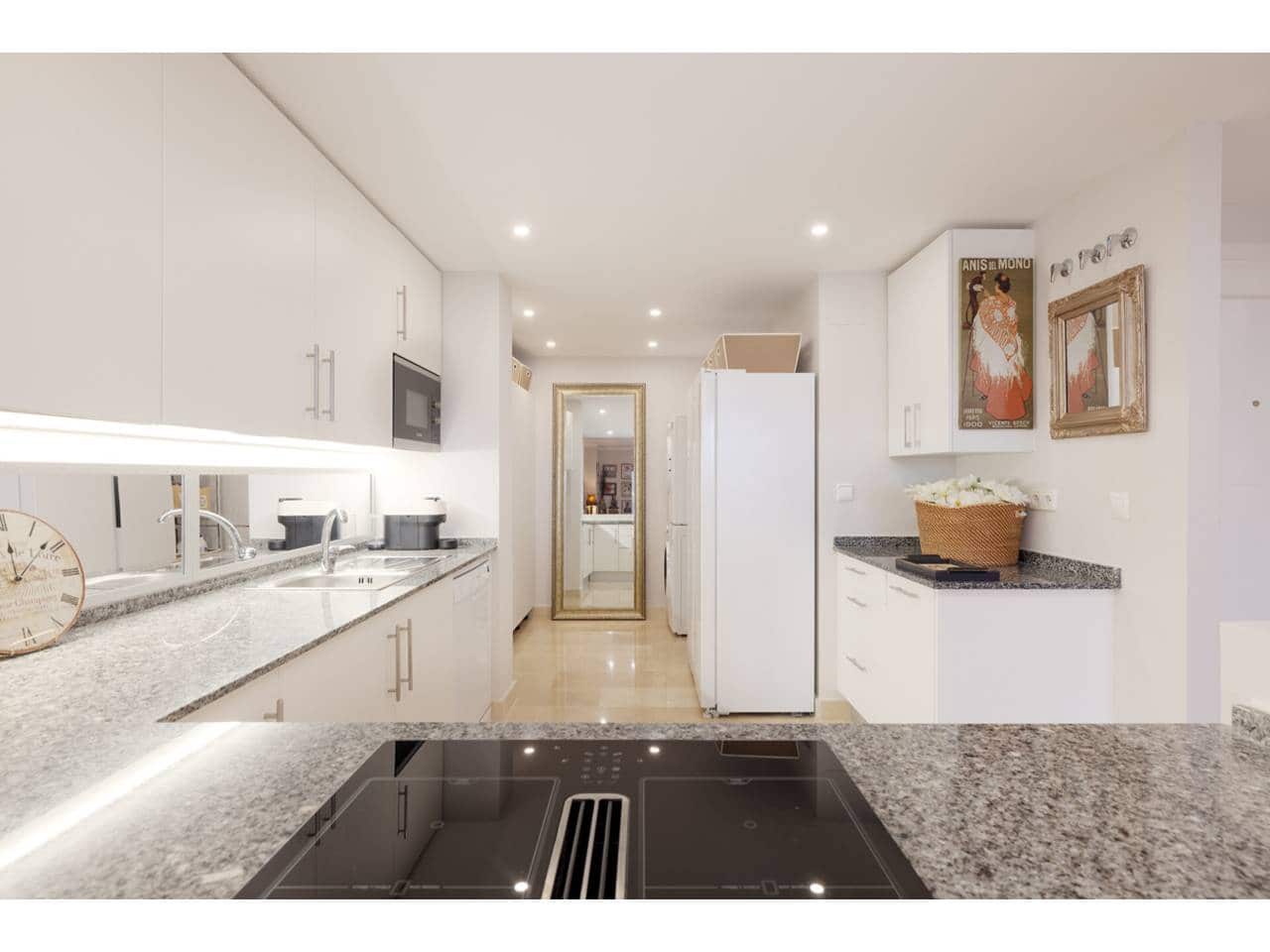 2 chambre Penthouse à vendre à Casares avec piscine garage - 490 000 € (Ref: 9526034)