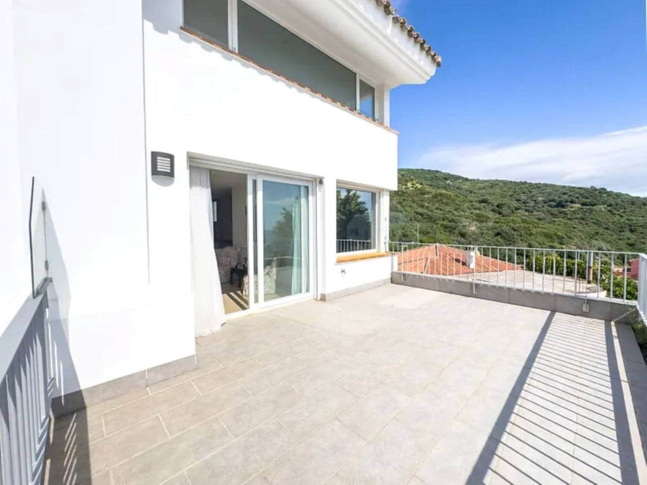 4 camera da letto Villa in vendita in Algeciras con piscina garage - 895.000 € (Rif: 9529503)