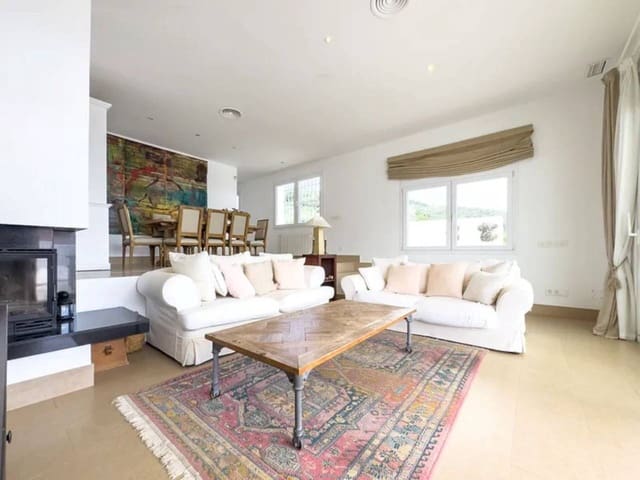 4 camera da letto Villa in vendita in Algeciras con piscina garage - 895.000 € (Rif: 9529503)