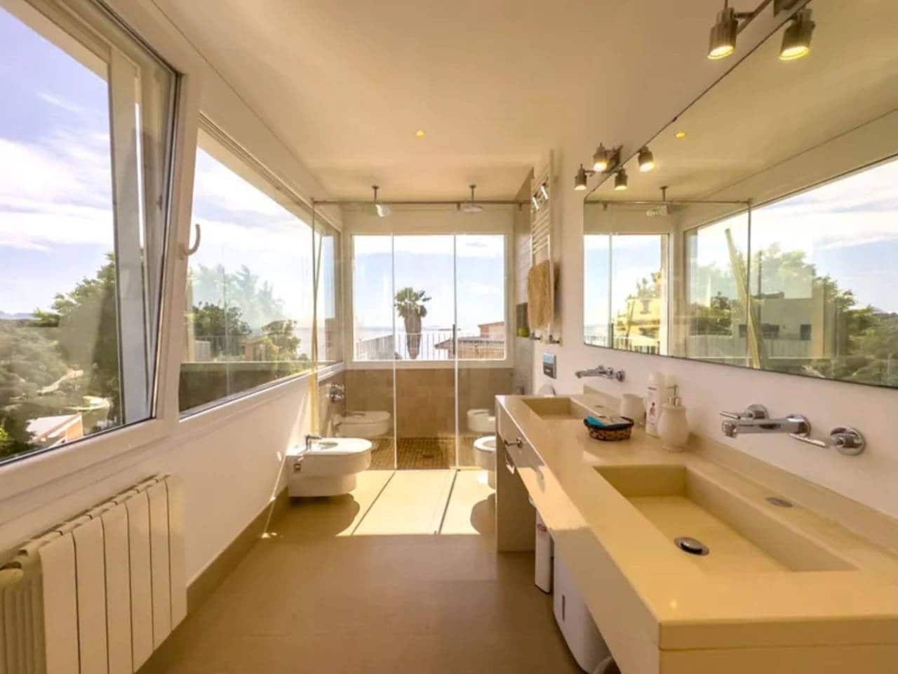4 camera da letto Villa in vendita in Algeciras con piscina garage - 895.000 € (Rif: 9529503)