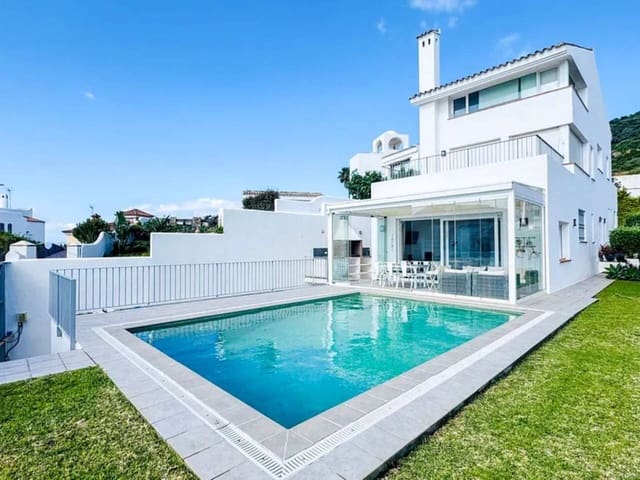 4 camera da letto Villa in vendita in Algeciras con piscina garage - 895.000 € (Rif: 9529503)