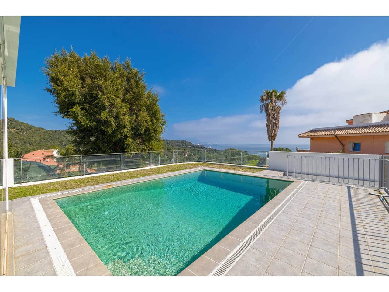 4 camera da letto Villa in vendita in Algeciras con piscina garage - 895.000 € (Rif: 9529503)