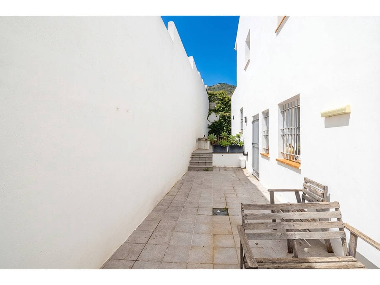 4 camera da letto Villa in vendita in Algeciras con piscina garage - 895.000 € (Rif: 9529503)