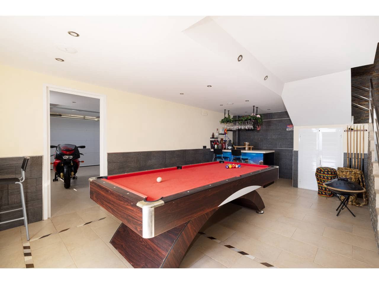 3 camera da letto Villa in vendita in Algeciras con piscina garage - 849.000 € (Rif: 9540656)