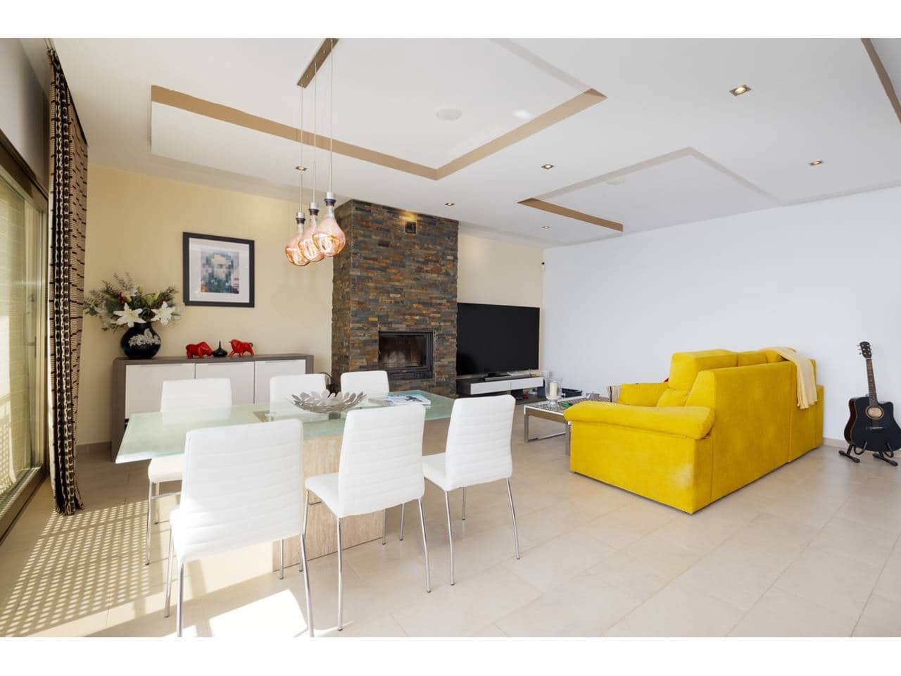 3 camera da letto Villa in vendita in Algeciras con piscina garage - 849.000 € (Rif: 9540656)