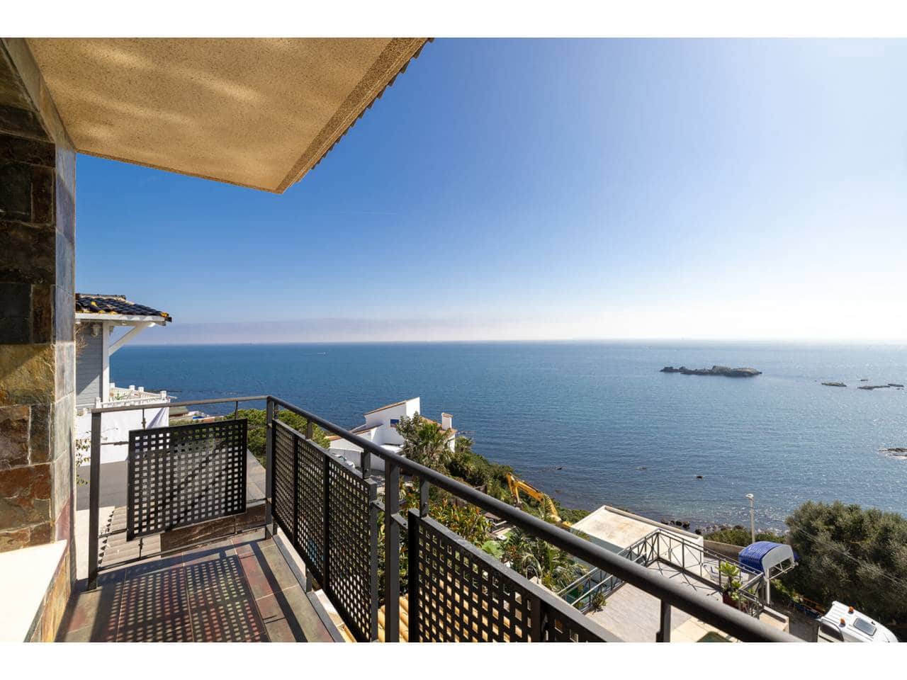 3 camera da letto Villa in vendita in Algeciras con piscina garage - 849.000 € (Rif: 9540656)