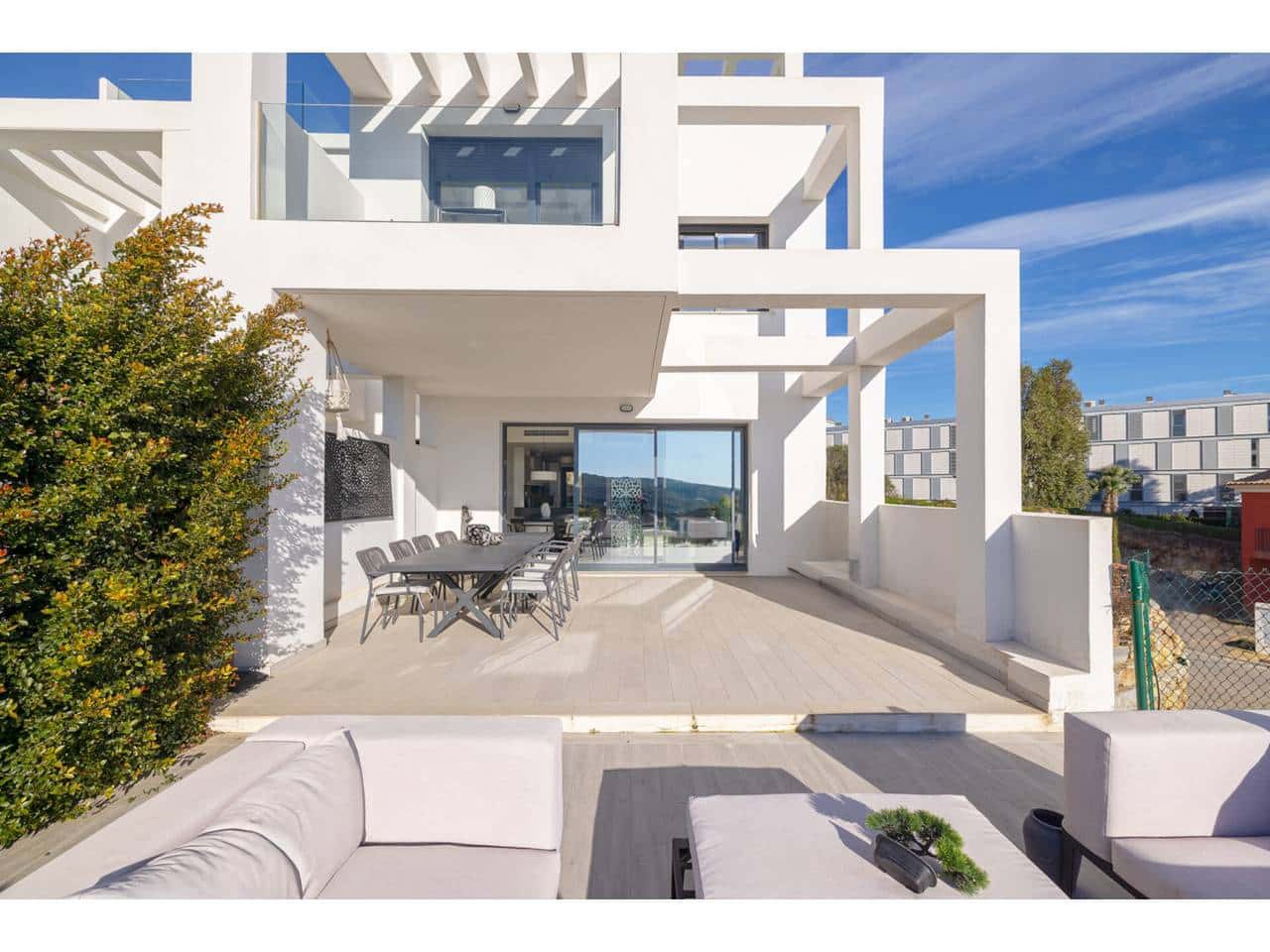 3 soveværelse Byhus til salg i Manilva med swimmingpool garage - € 699.000 (Ref: 9542795)