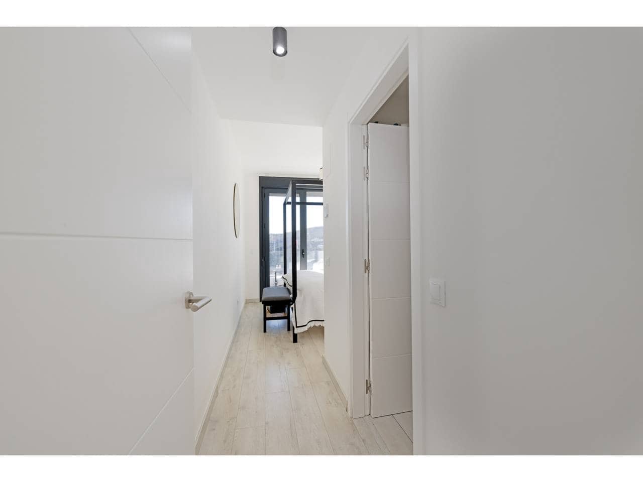 3 soveværelse Byhus til salg i Manilva med swimmingpool garage - € 699.000 (Ref: 9542795)