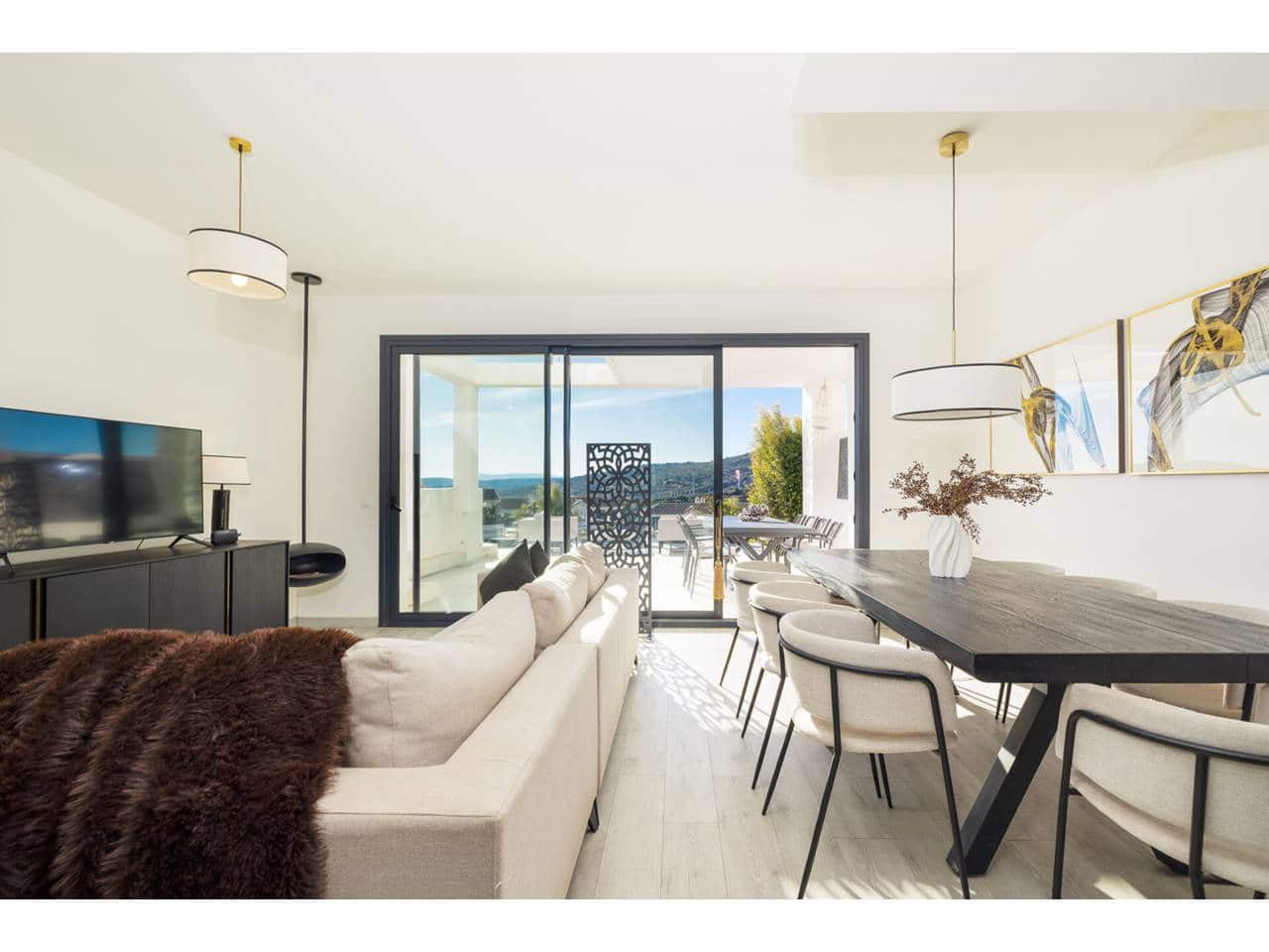 3 soveværelse Byhus til salg i Manilva med swimmingpool garage - € 699.000 (Ref: 9542795)