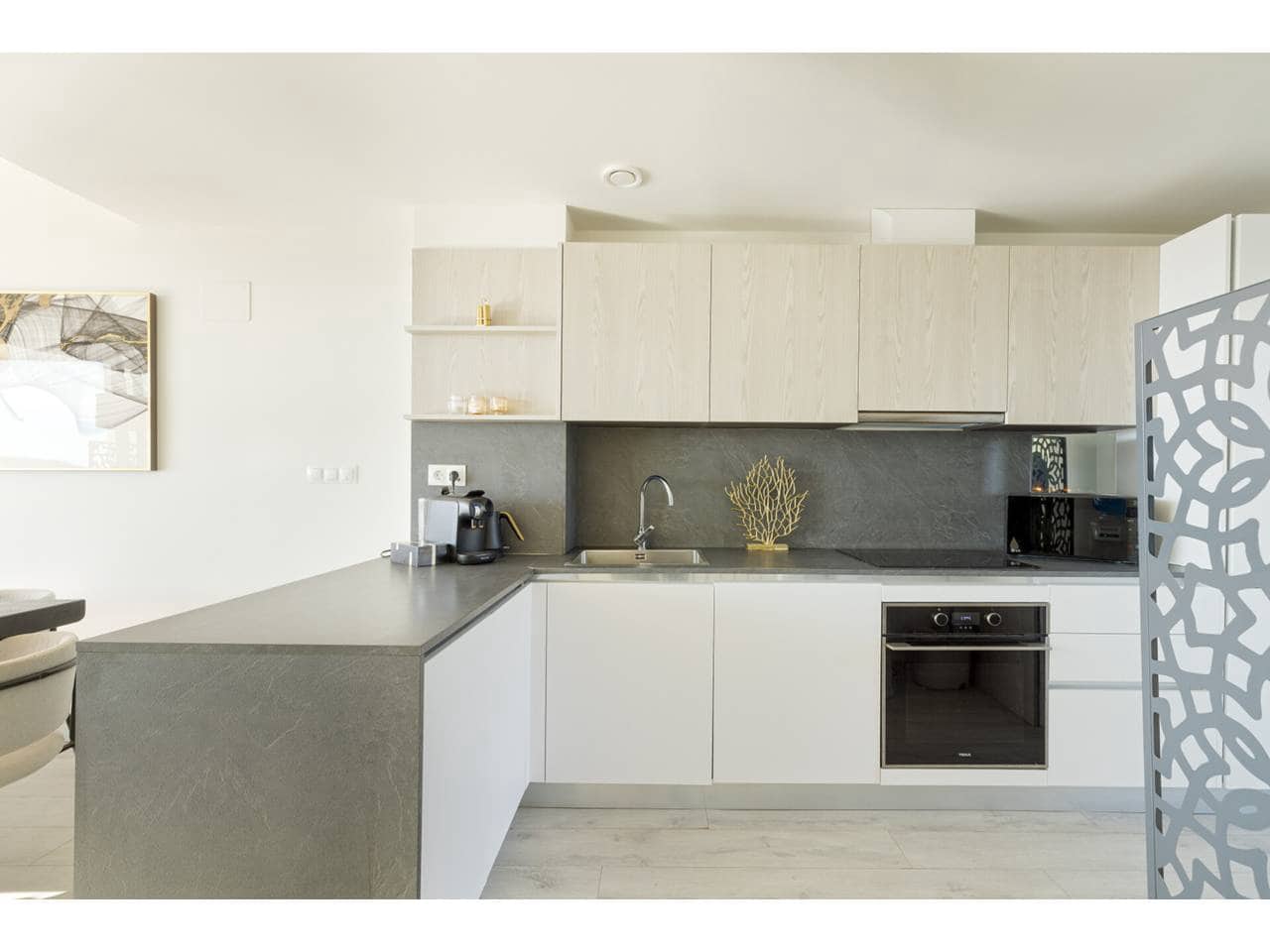 3 soveværelse Byhus til salg i Manilva med swimmingpool garage - € 699.000 (Ref: 9542795)