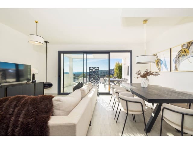 3 soveværelse Byhus til salg i Manilva med swimmingpool garage - € 699.000 (Ref: 9542795)