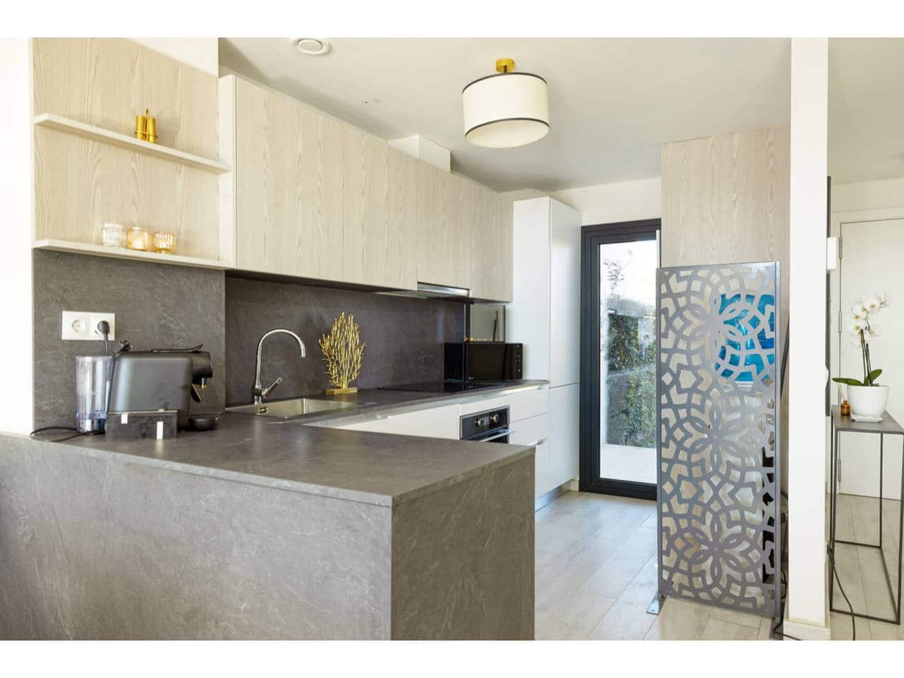 3 soveværelse Byhus til salg i Manilva med swimmingpool garage - € 699.000 (Ref: 9542795)