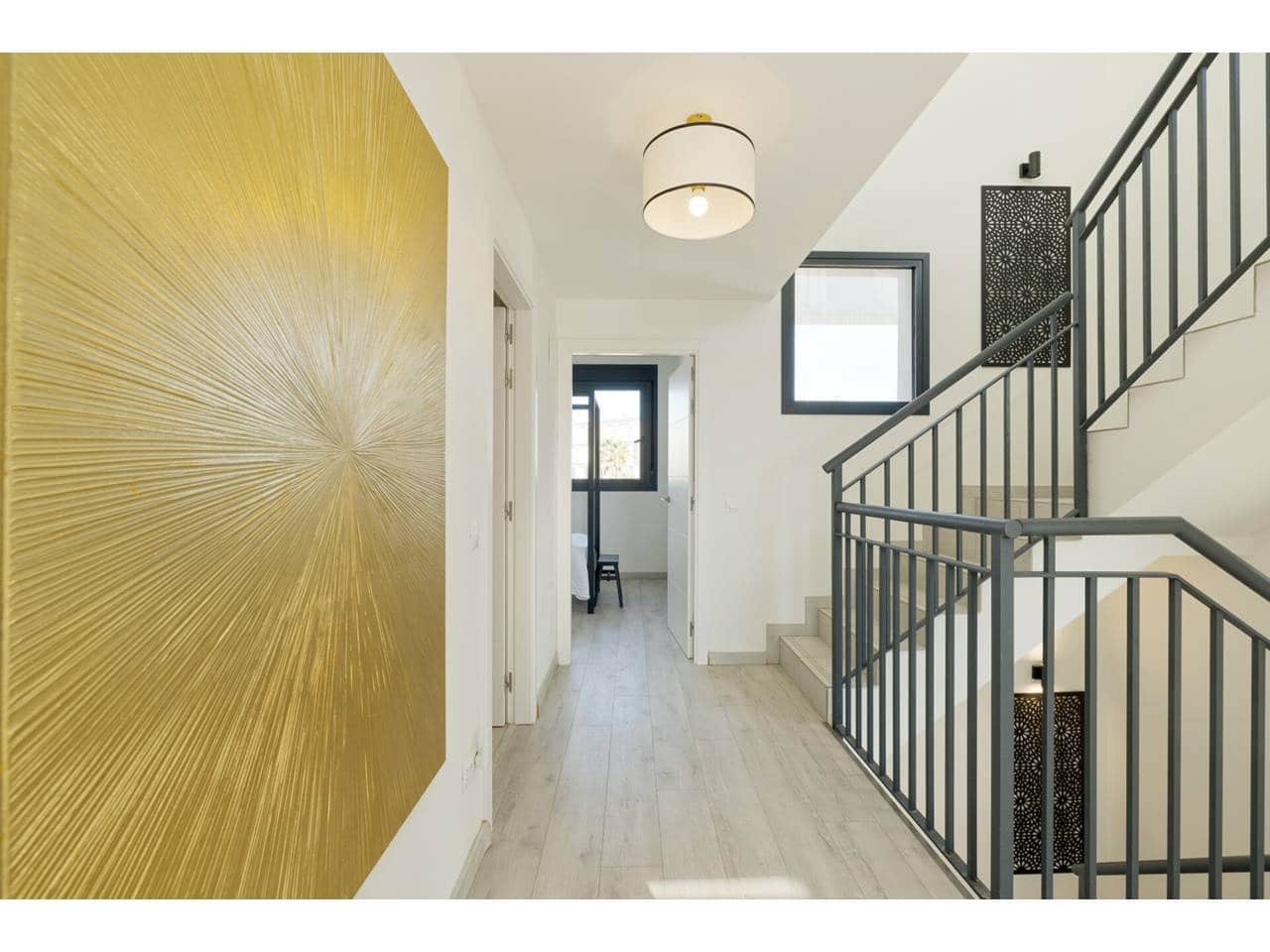 3 soveværelse Byhus til salg i Manilva med swimmingpool garage - € 699.000 (Ref: 9542795)