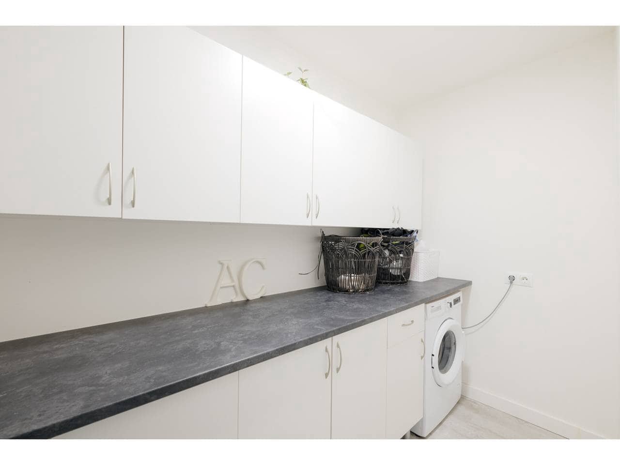 3 soveværelse Byhus til salg i Manilva med swimmingpool garage - € 699.000 (Ref: 9542795)