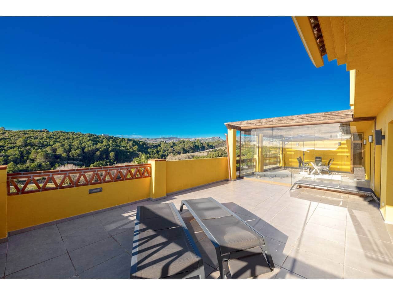 3 Zimmer Penthouse zu verkaufen in Casares mit Pool Garage - 590.000 € (Ref: 9542796)