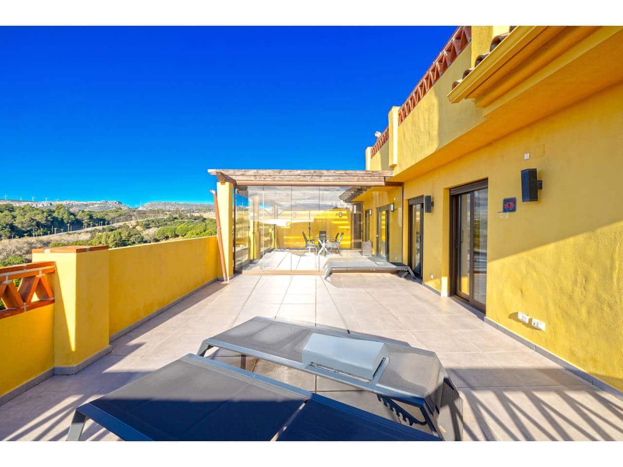 3 Zimmer Penthouse zu verkaufen in Casares mit Pool Garage - 590.000 € (Ref: 9542796)