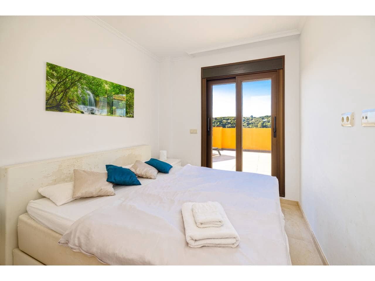 3 Zimmer Penthouse zu verkaufen in Casares mit Pool Garage - 590.000 € (Ref: 9542796)