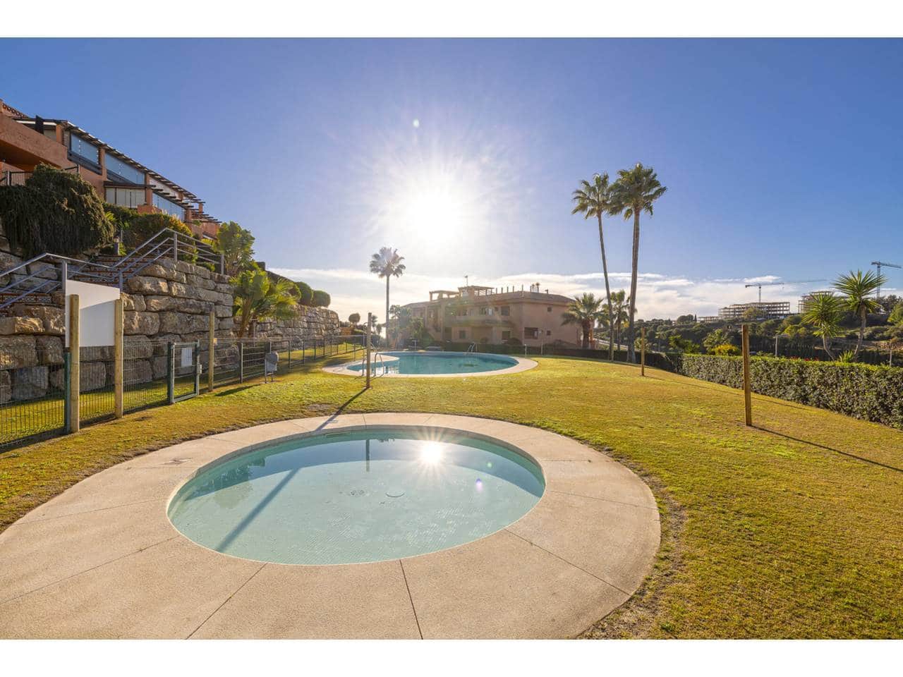 3 Zimmer Penthouse zu verkaufen in Casares mit Pool Garage - 590.000 € (Ref: 9542796)