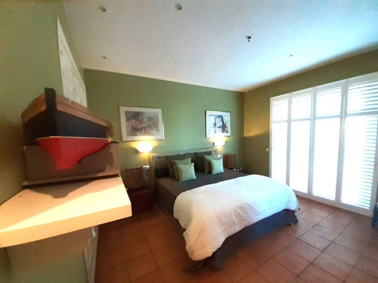 3 bedroom Villa for sale in Benalup with pool garage - € 520,000 (Ref: 9550514)