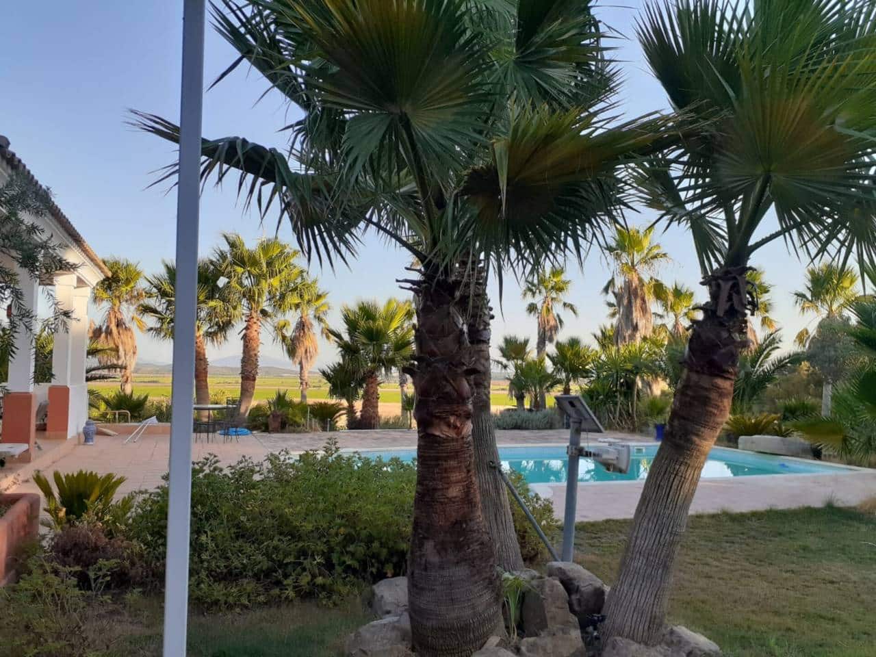 3 bedroom Villa for sale in Benalup with pool garage - € 520,000 (Ref: 9550514)