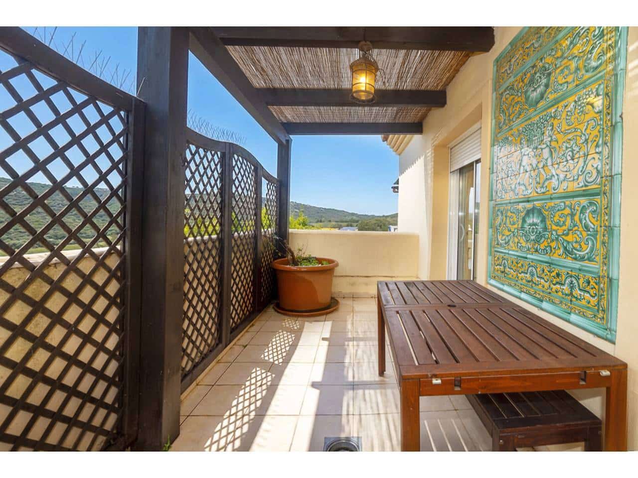 4 makuuhuone Huoneisto myytävänä paikassa Sotogrande mukana uima-altaan 
autotalli - 650 000 € (Ref: 9573682)