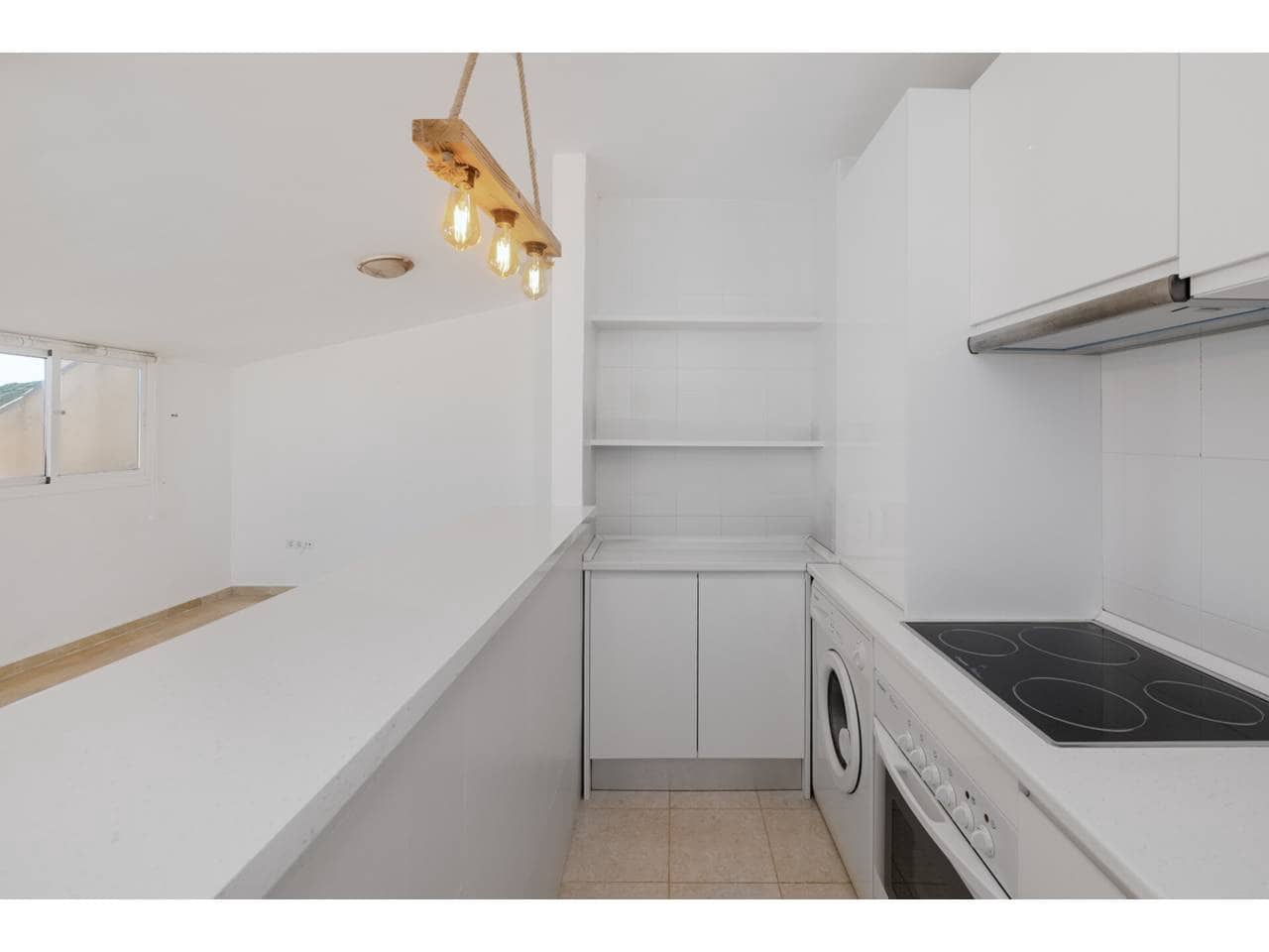 2 makuuhuone Kattohuoneisto myytävänä paikassa Manilva mukana uima-altaan 
autotalli - 280 000 € (Ref: 9627130)