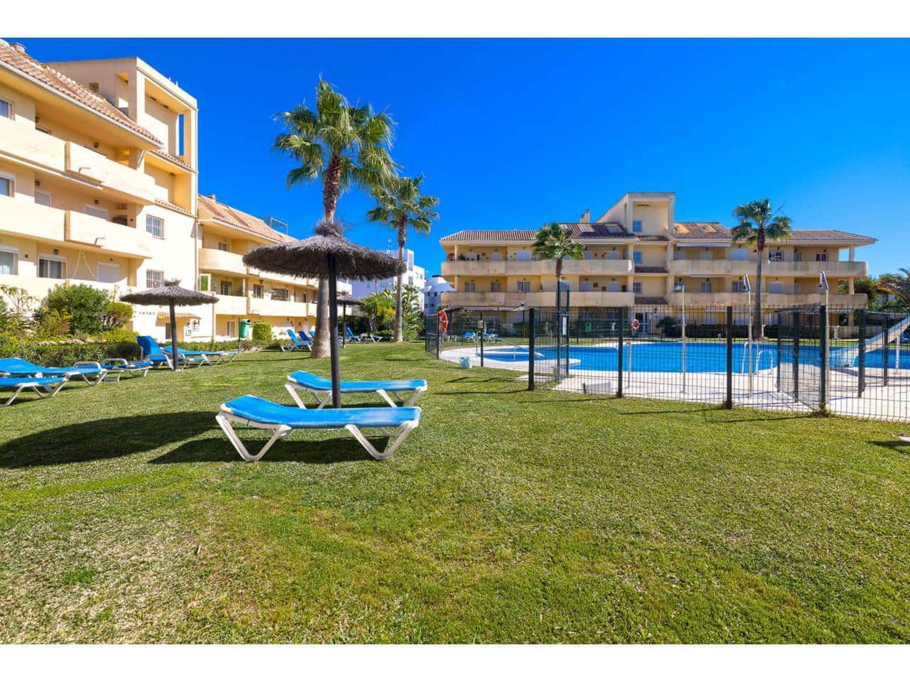 2 makuuhuone Kattohuoneisto myytävänä paikassa Manilva mukana uima-altaan 
autotalli - 280 000 € (Ref: 9627130)