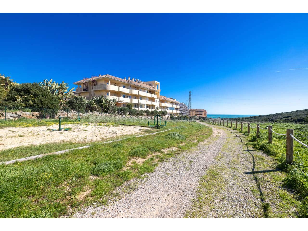 2 makuuhuone Kattohuoneisto myytävänä paikassa Manilva mukana uima-altaan 
autotalli - 280 000 € (Ref: 9627130)