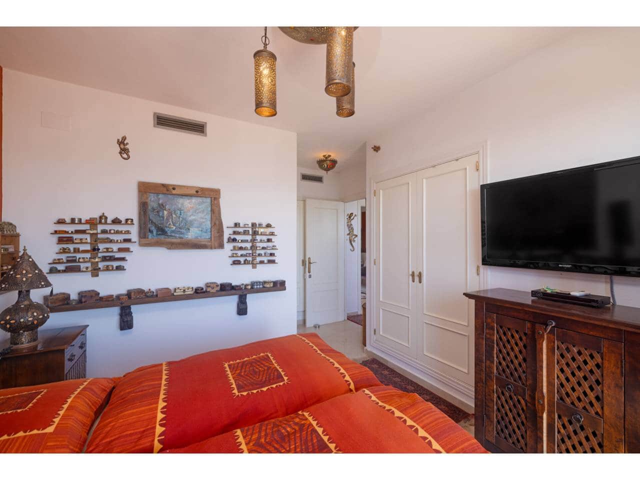 3 soveværelse Byhus til salg i Casares med swimmingpool garage - € 497.000 (Ref: 9627131)