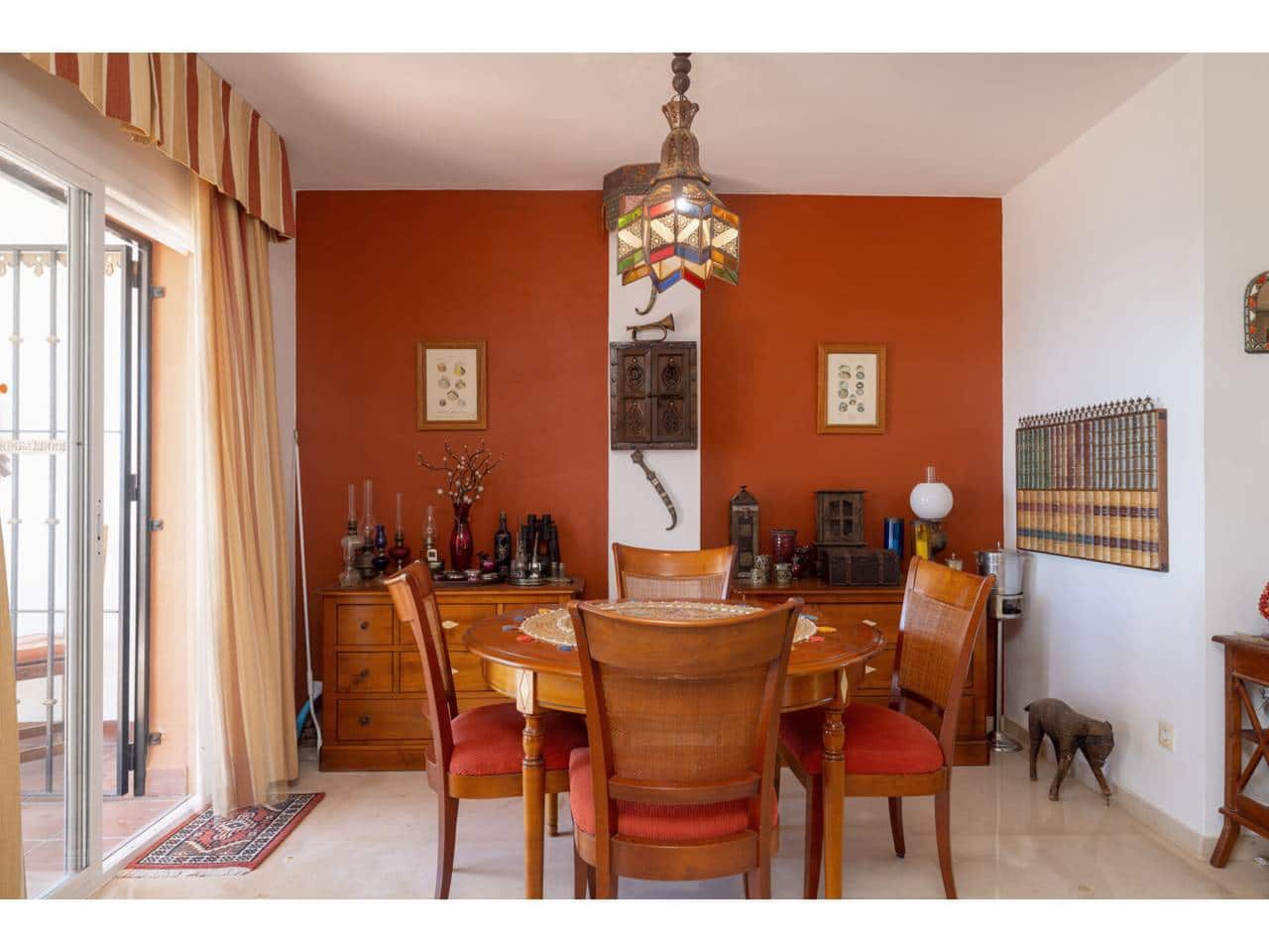 3 soveværelse Byhus til salg i Casares med swimmingpool garage - € 497.000 (Ref: 9627131)